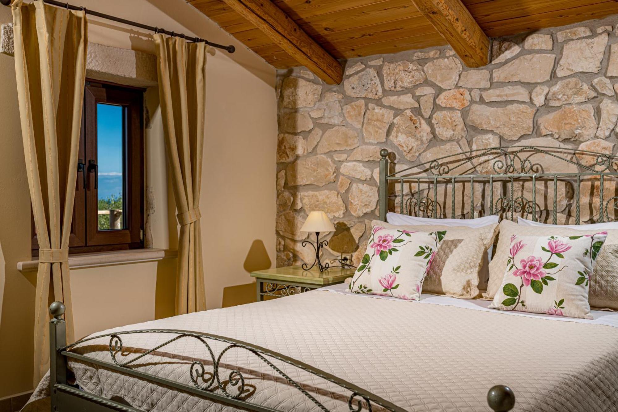 Kymaros Villas Keri Chambre photo